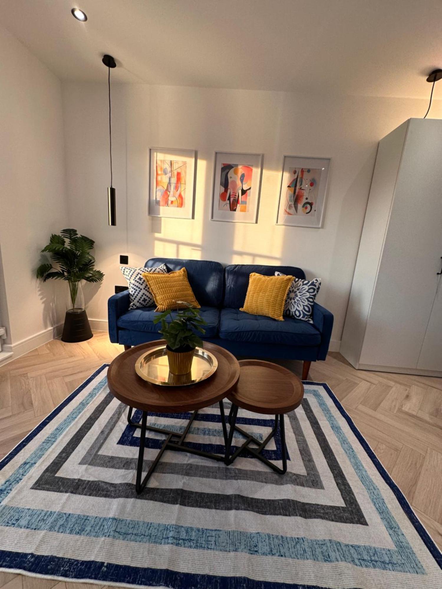 R5 - Luxury Private Ensuite Self-Contained Room - Newly Renovated 黑尔斯欧文 外观 照片